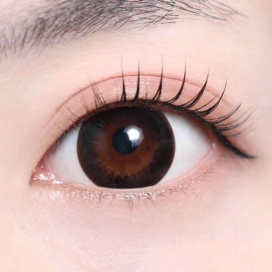 ジュジュブラックの着画