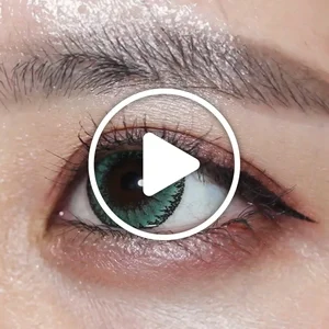 /product/41/_商品サムネイル_クラッシーグリーン着用動画 優しい発色の派手すぎないグリーンで、周りと差がつく、個性的な瞳に。