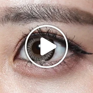 /product/507/_商品サムネイル_リアムグレー着用動画 黒目がちでもしっかり発色