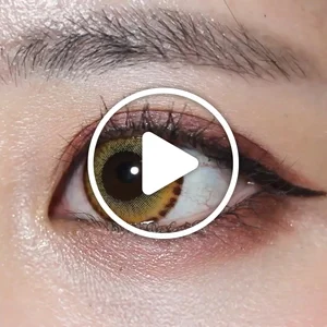 /product/475/_商品サムネイル_Renel Yellow着用動画 レネルイエロー きらきら輝くゴールドカラー。 主張しすぎず沈みすぎない絶妙な発色。